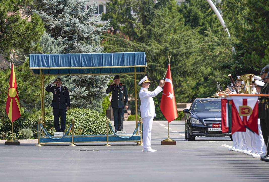 Genelkurmay Başkanı Gürak Kuzey Makedonyalı mevkidaşı ile görüştü 10